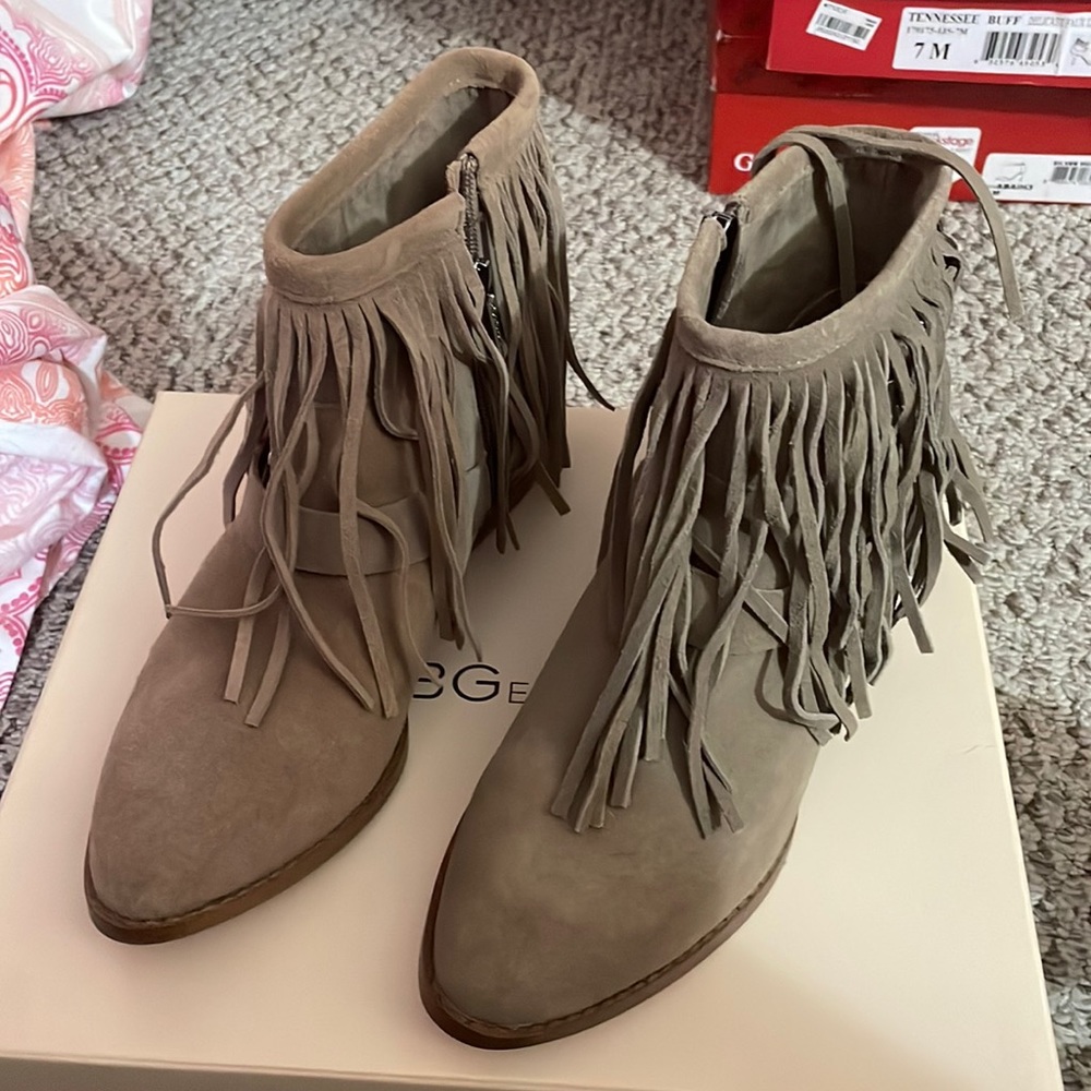NIB BCBGeneration boots